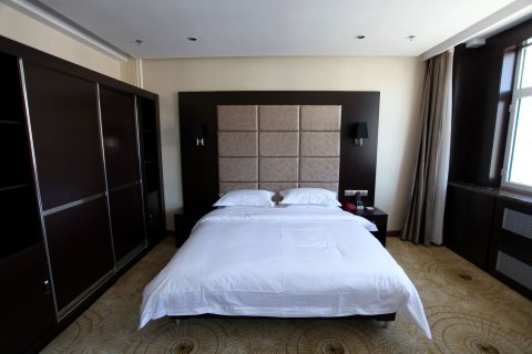 克什克腾旗百泉商务酒店