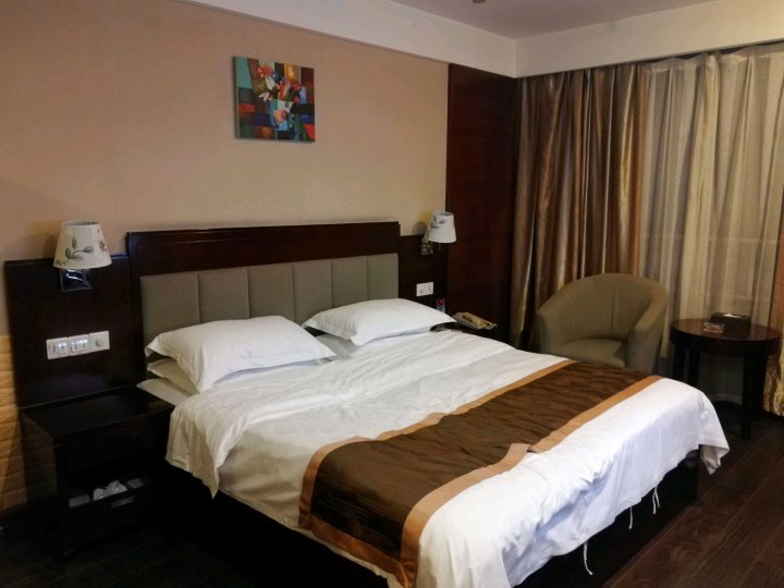 绩溪龙跃大酒店