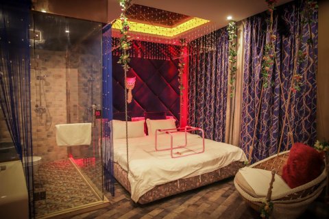 泰兴V爱主题宾馆