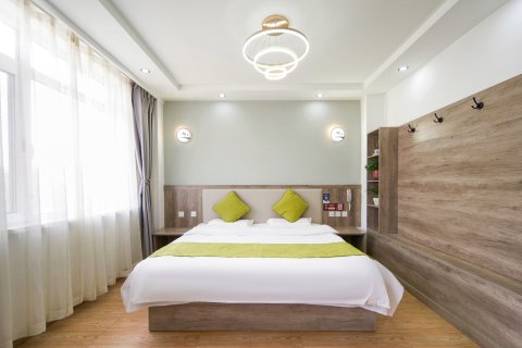 沈阳鑫悦宾馆(新市府广场桃仙机场店)