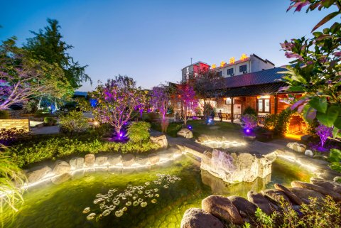 杭州建德呈心雅居水浒文化主题酒店(严州梅城古镇店)