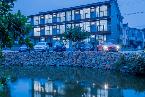 无锡半亩方塘客栈(灵山大佛拈花湾景区店)