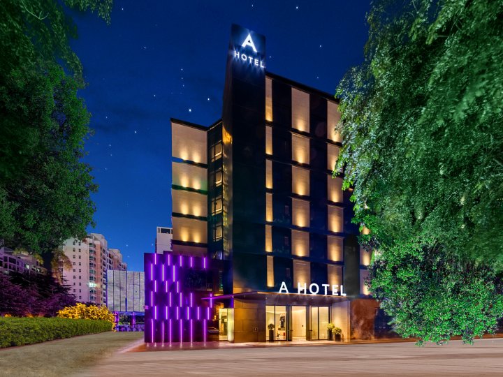 AHOTEL