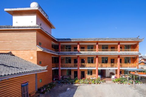 泸沽湖摩梭客栈