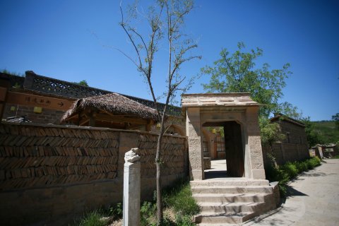 延川美术大酒店