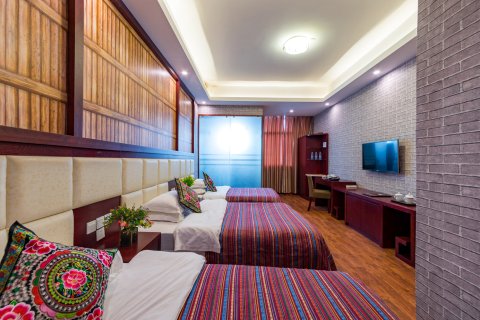 鑫源大酒店(昆明长水机场店)