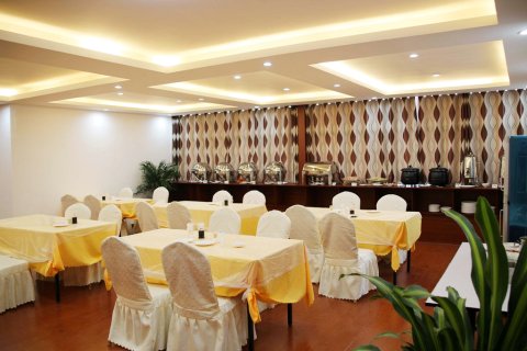 天园大酒店(丘北椒莲广场店)