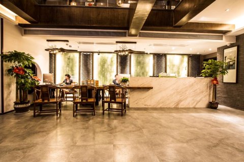 冷水江品未迟人文酒店