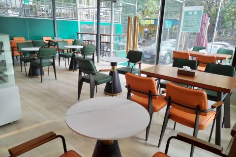 罗定迈睿国际酒店(汽车总站大润发店)