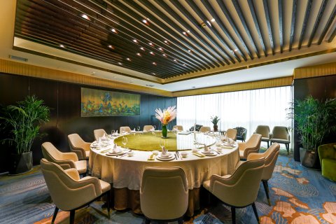 西安大都荟套房假日酒店(延平门地铁站)