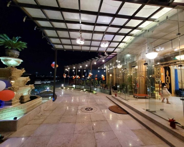 哈伊马角樟树酒店(Camphor Hotel Ras Al Khaimah)