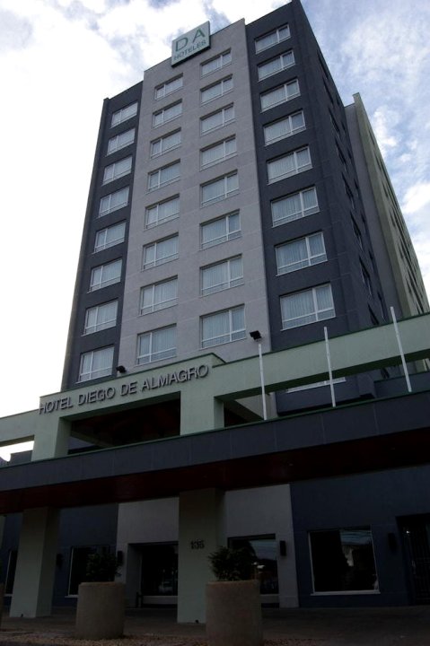 迪亚哥德阿尔马格罗特木科酒店(Hotel Diego de Almagro Temuco)