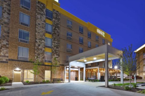 底特律西布鲁姆菲尔德希尔顿惠庭酒店(Home2 Suites by Hilton West Bloomfield Detroit)