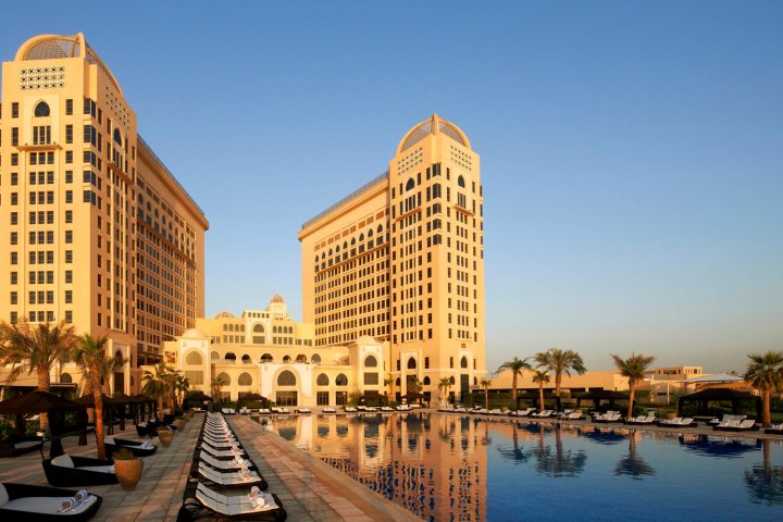 多哈瑞吉酒店(The St. Regis Doha)