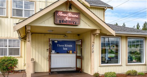 散德罗伍利三江汽车旅馆(Three Rivers Inn Sedro Woolley)