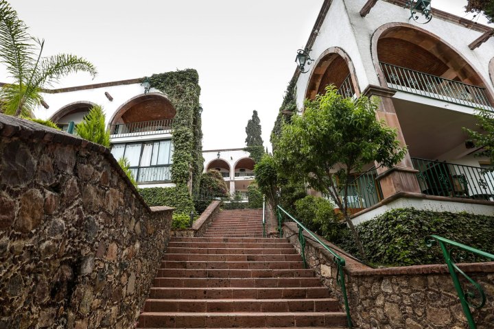 拉艾尔米塔旅馆酒店(Hotel Posada la Ermita)
