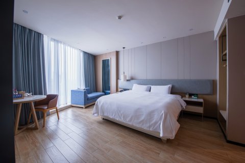 伯爵世家酒店(长兴中心广场店)