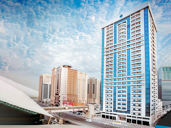 沙迦金沙酒店和公寓(Golden Sands Hotel & Residences Sharjah)