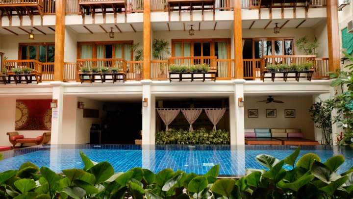 荣颂歌酒店(Vieng Mantra Hotel)