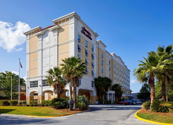 萨凡纳/市中心汉普顿酒店兼套房(Hampton Inn & Suites Savannah/Midtown)