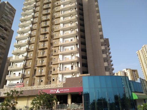 Siesta Noida Sector 137