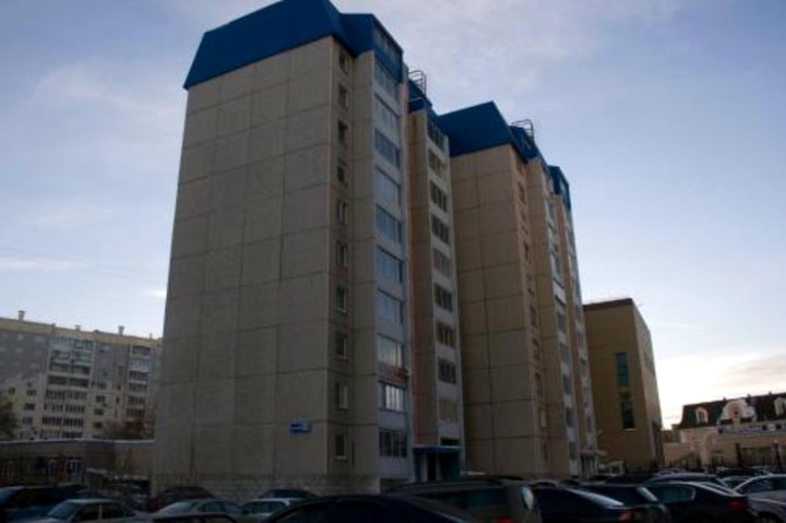 乌拉尔茨维林加62号公寓(Apartments Ural Tsvillinga 62)