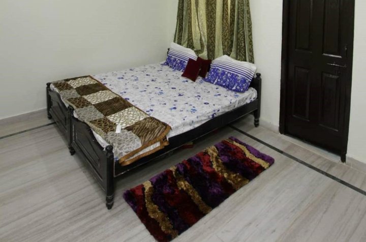 Eden Home Stay 3BHK