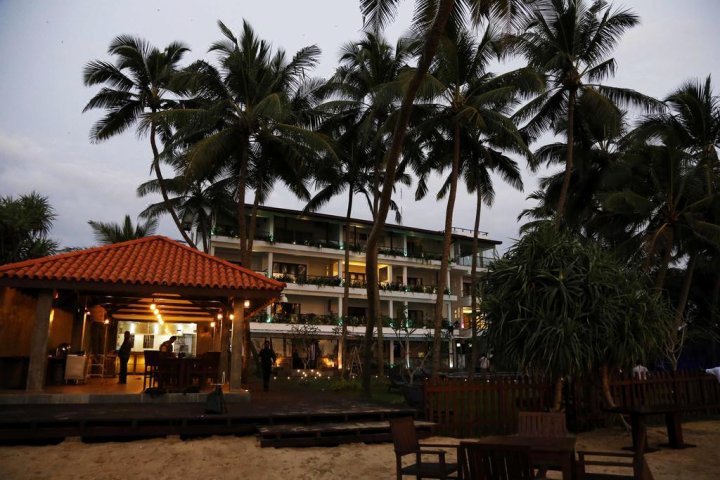 蓝色海滩酒店(Blue Beach Hotel)