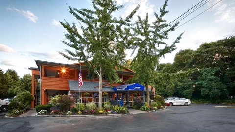 贝斯特韦斯特伍德布瑞酒店(Best Western Woodbury Inn)