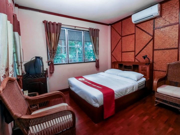 美塞奈达蘇攀牙哈湄赛丝酒店(Nida Rooms Wiang Phang Kharm Maesai Silk)