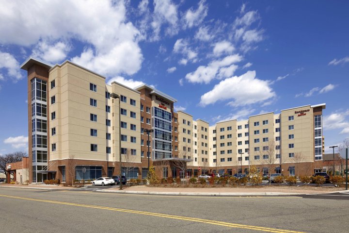 梅多兰兹锡考克斯万豪原住客栈酒店(Residence Inn by Marriott Secaucus Meadowlands)