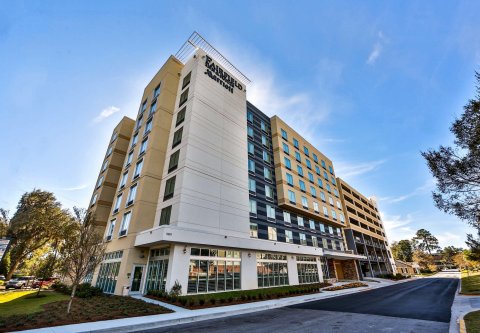 萨凡纳中城万豪套房费尔菲尔德酒店(Fairfield Inn & Suites by Marriott Savannah Midtown)