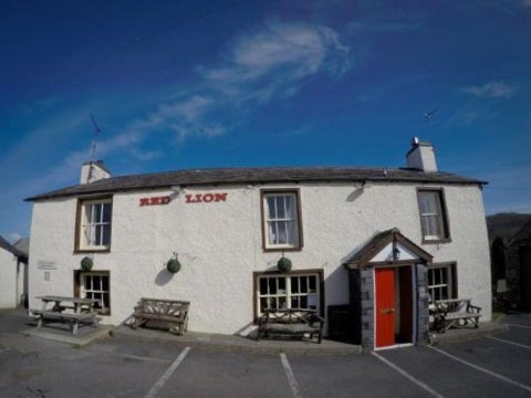 红狮酒店(The Red Lion)