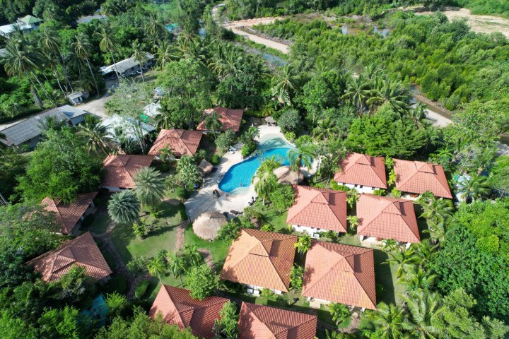 甲米沙滩度假酒店(Krabi Sands Resort)