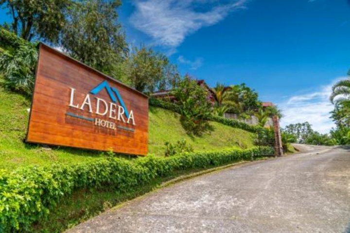 Ladera Hotel