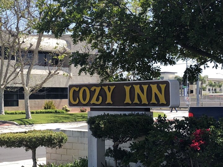 舒适酒店(Cozy Inn)