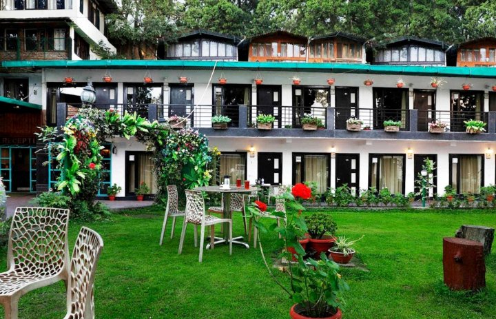 奈尼塔尔莱姆伍德酒店(Hotel Limewood Nainital)