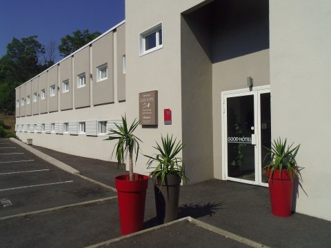 瓦伦丁马赛欧巴涅品质酒店(Good Hôtel Marseille Aubagne - La Valentine)