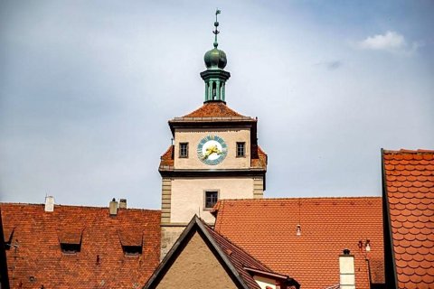 维本特姆旅馆(Gästehaus am weißen Turm)