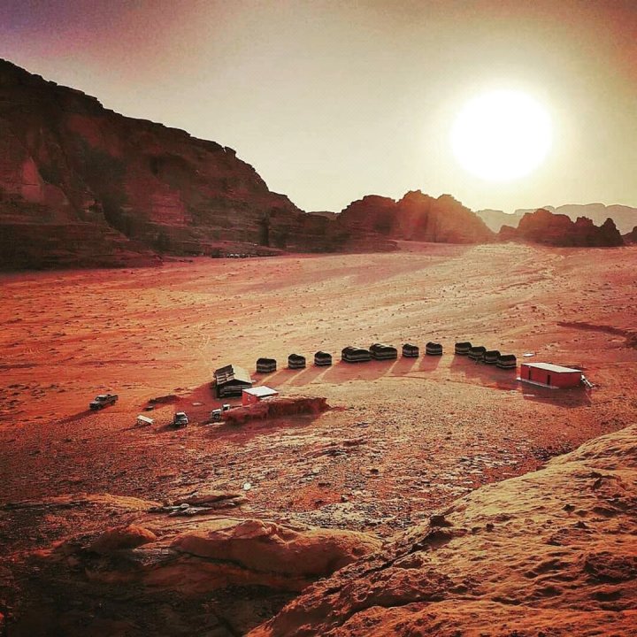 瓦迪拉姆天空酒店(Wadi Rum Sky)
