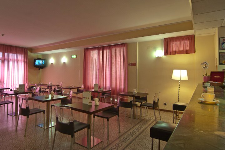 Rosina Hotel