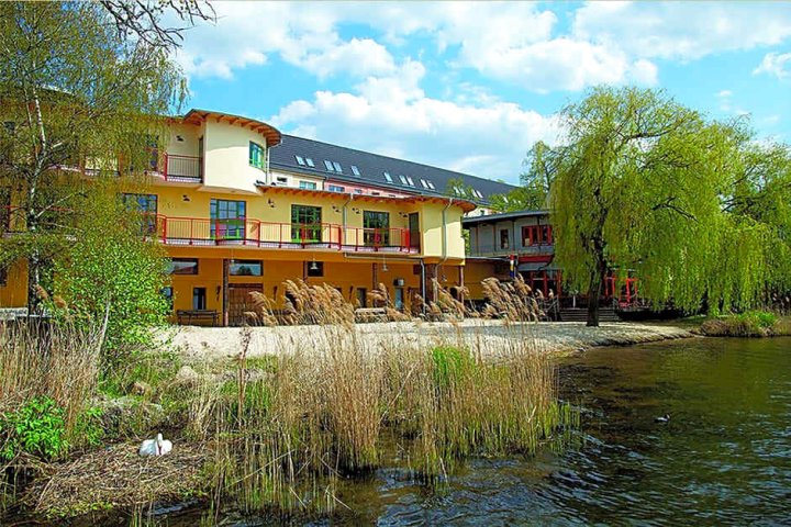 森米纳 - 弗拉斯巴德加藤斯特拉斯旅馆(Seminar- und Gästehaus Flussbad Gartenstrasse)