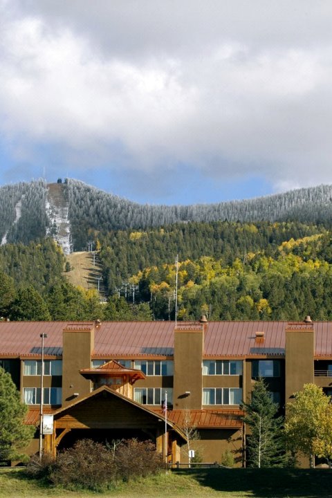 天使之火度假酒店(Angel Fire Resort)