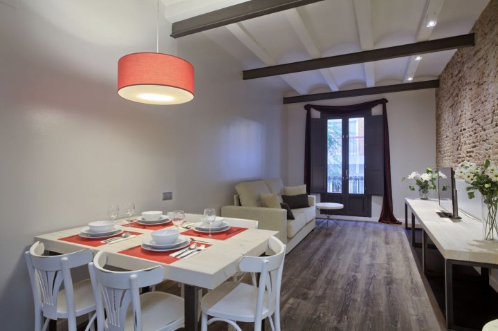 圣家堂短租集团服务式公寓酒店(Short Stay Group Sagrada Familia Serviced Apartments)