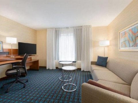 匹兹堡机场/罗宾逊镇万豪广场酒店(TownePlace Suites by Marriott Pittsburgh Airport/Robinson Township)