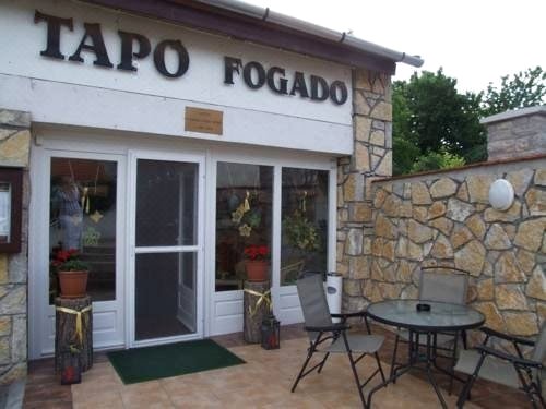 塔泊弗盖德艾斯克拉里艾特瑞姆酒店(Tapó Fogadó és Királyi étterem)