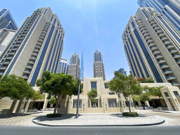 Burj Khalifa short distance 1BDR | Balcony | Pool(Burj Khalifa short distance 1BDR | Balcony | Pool)