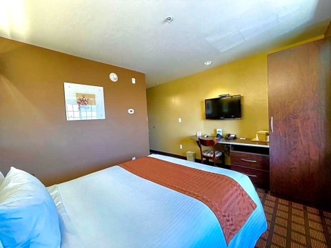 惠勒岭温德姆麦克罗特套房酒店(Microtel Inn & Suites by Wyndham Wheeler Ridge)