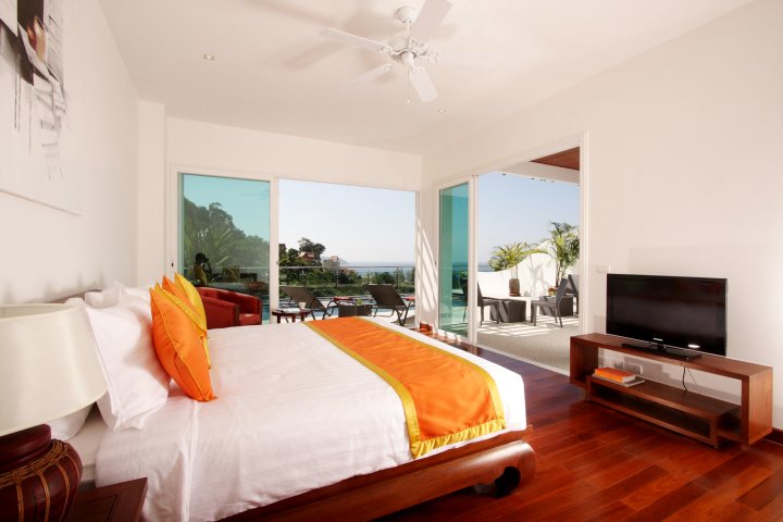 普吉岛卡马拉海滩豪华海景公寓(Luxury Seaview Condo Kamala Phuket)