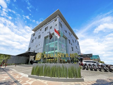 泗水雷金特里斯酒店(Regantris Surabaya)